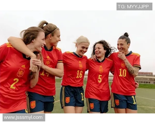 现代女足挑战庆州女足展现女子足球魅力与实力的巅峰对决